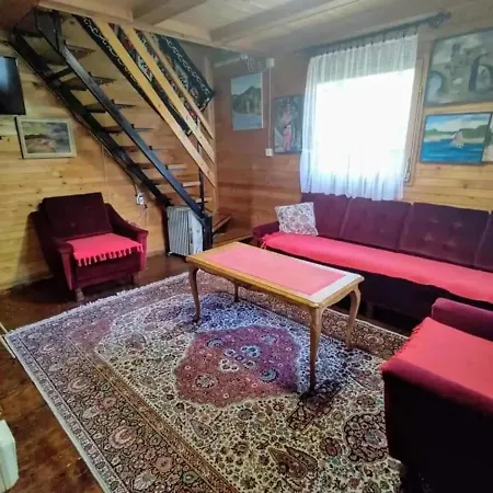 Vakantiehuis Dedinski Raj *