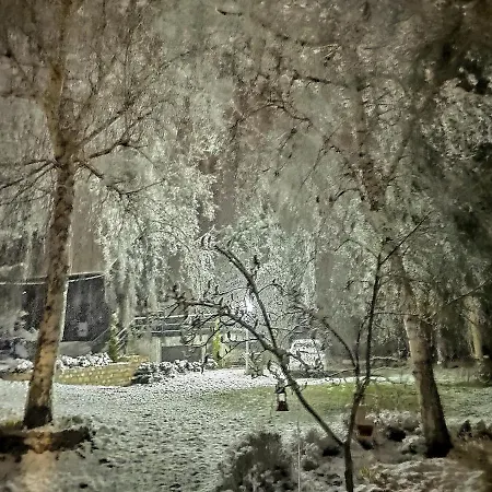 Nyaraló Dedinski Raj